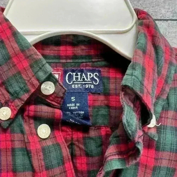 Boys CHAPS Size 5 Dress Shirt A0022 - Picture 3 of 3